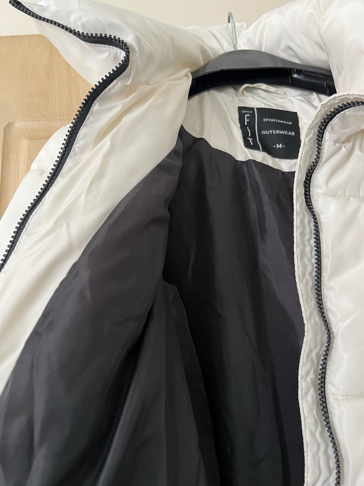 Beyaz Fermuarlı Kadın Kışlık Mont - Görsel 4