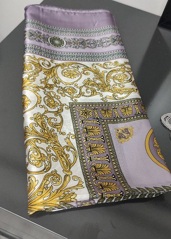 Zincir Detaylı Mor Kadın Şal - Görsel 2