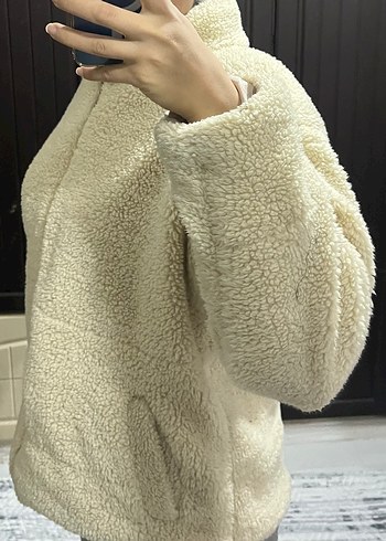 Bej Yumuşak Dokulu Kadın Mont - Görsel 4