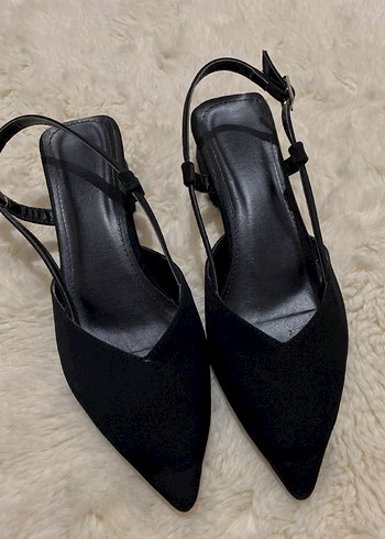 Siyah Süet Tokalı Topuklu Kadın Ayakkabı - Görsel 4