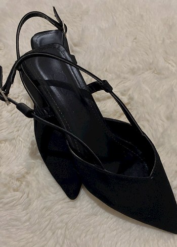 Siyah Süet Tokalı Topuklu Kadın Ayakkabı - Görsel 3