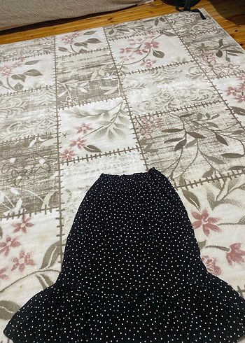 Puantiyeli Siyah etek - Görsel 2