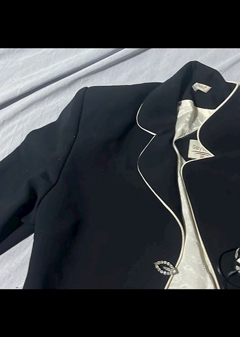 Uzun Kollu Siyah Düğmeli Tuxedo Ceket - Görsel 3