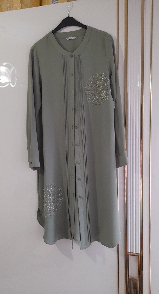 Düğmeli Yesil Kadın Uzun Tunik - Görsel 2