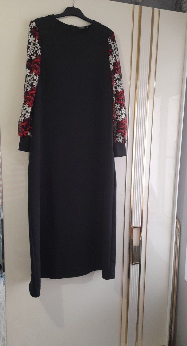 Drapeli Siyah Uzun Kollu Uzun Elbise - Görsel 2