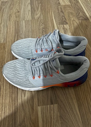 Under Armour Gri Erkek Koşu ve Antrenman Ayakkabısı - Görsel 4