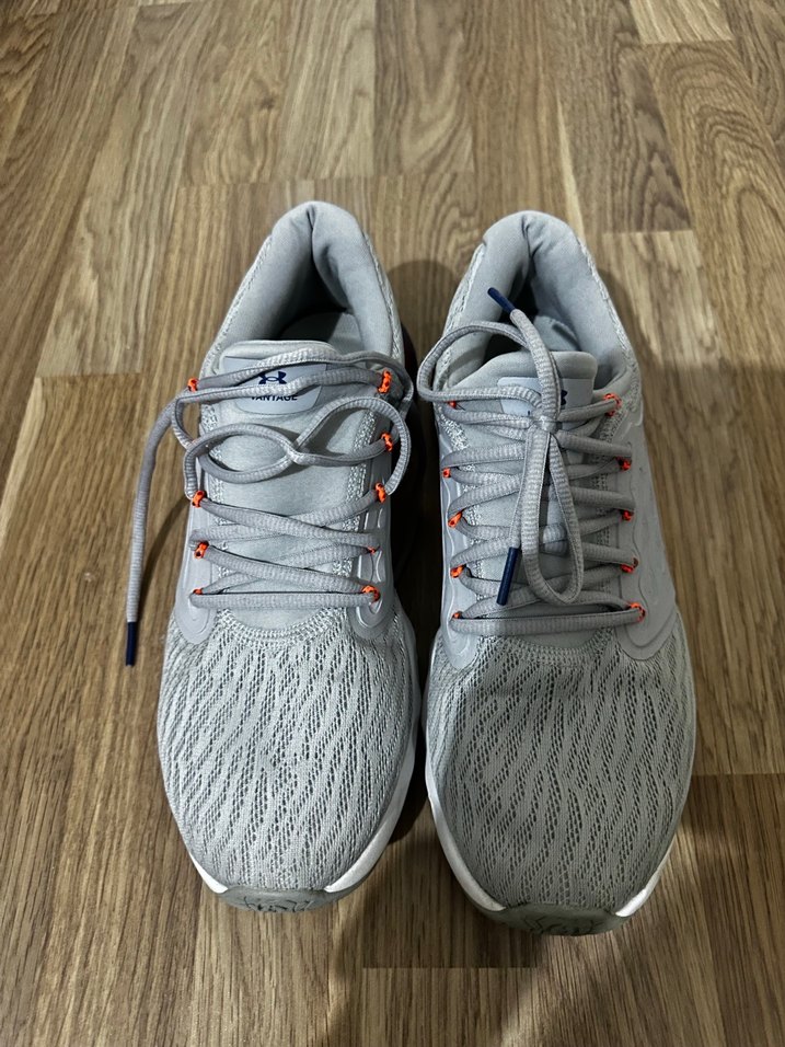 Under Armour Gri Erkek Koşu ve Antrenman Ayakkabısı - Görsel 5