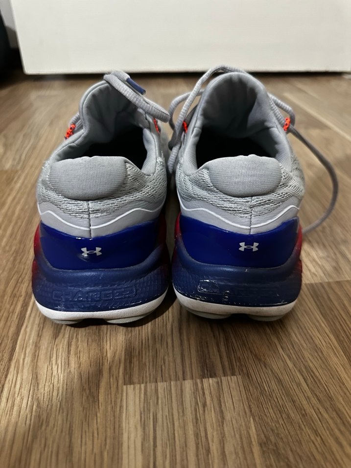 Under Armour Gri Erkek Koşu ve Antrenman Ayakkabısı - Görsel 3