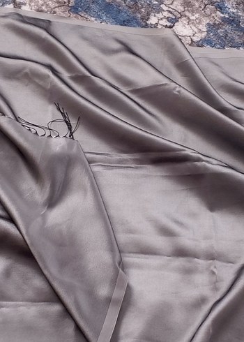 4 şal 
tafta.simli yumşak şal desnli
kahve rengi gri ve iki siyh - Görsel 8