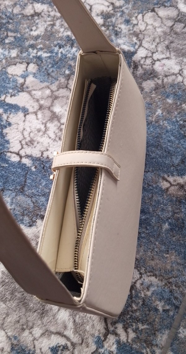 Beyaz Yılan Desenli Deri Kadın Çanta - Görsel 3