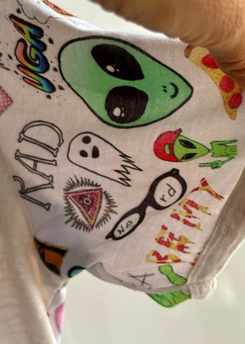 Renkli Baskılı Bol Kesim  Tişört XL - Görsel 3