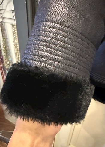 Koton marka XL 42 beden içi yumuşacık üstü süet çok şık mont - Görsel 3