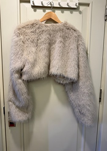 Bej kadın kısa kürk - Görsel 2