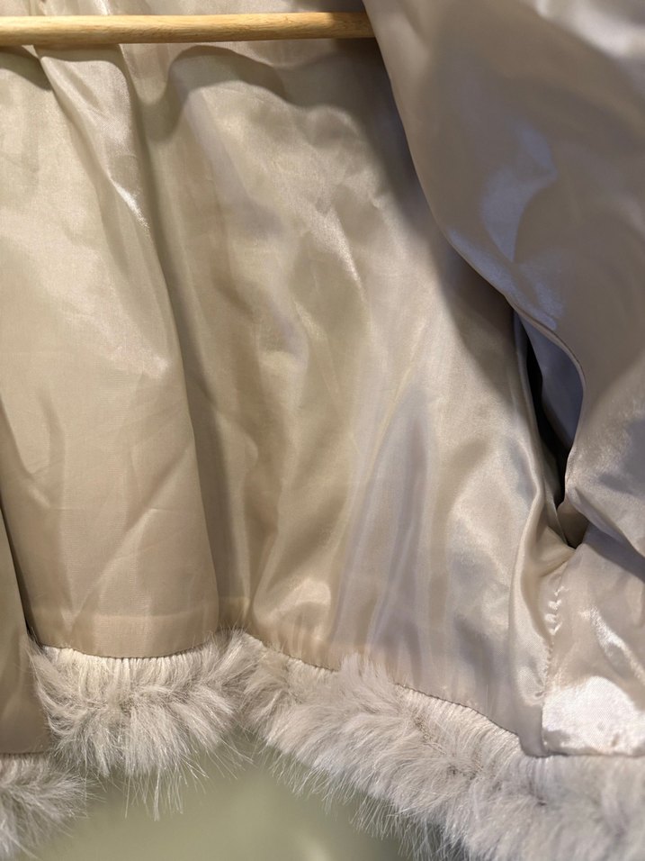 Bej kadın kısa kürk - Görsel 5