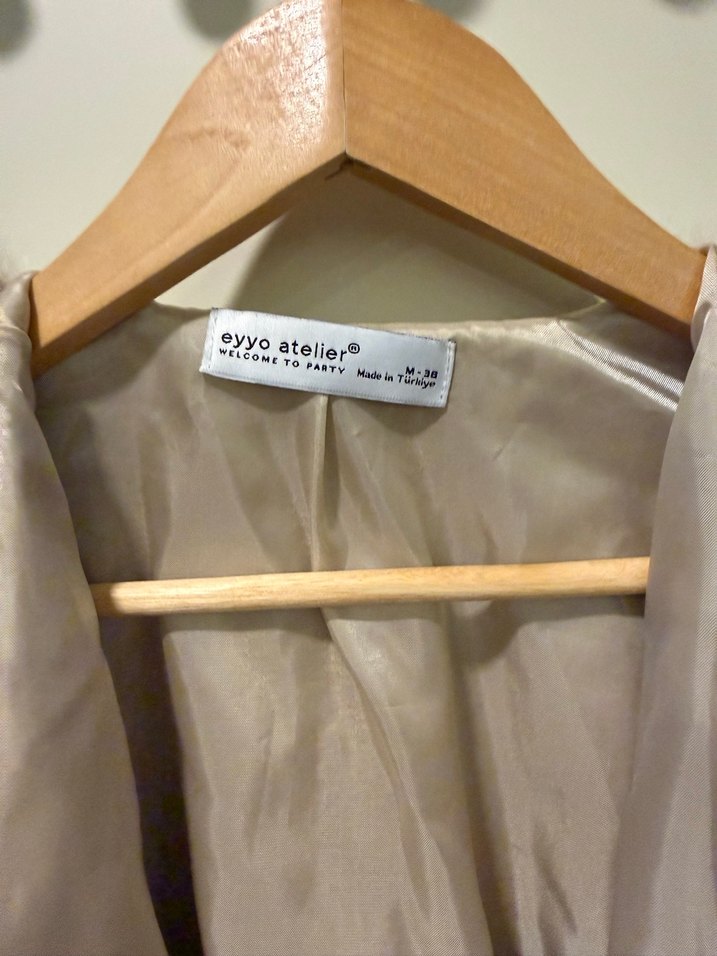 Bej kadın kısa kürk - Görsel 3