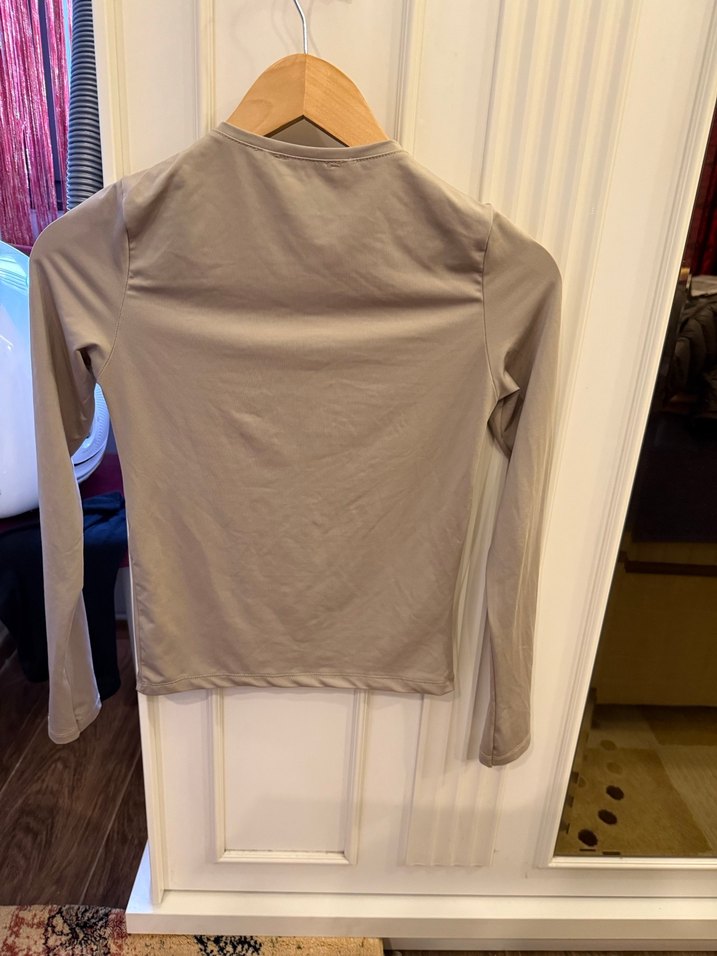 Kadın 38 beden M beden, S a daha uygun body bluz az kullanılmış - Görsel 4