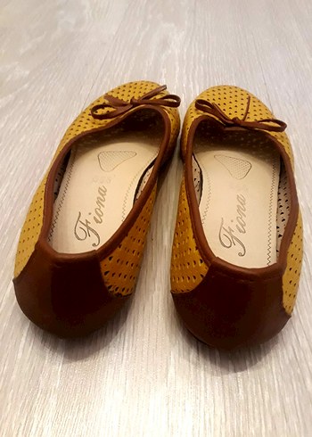 Sarı Puantiyeli Fiyonklu Dolgu Topuk Kadın Babet - Görsel 2