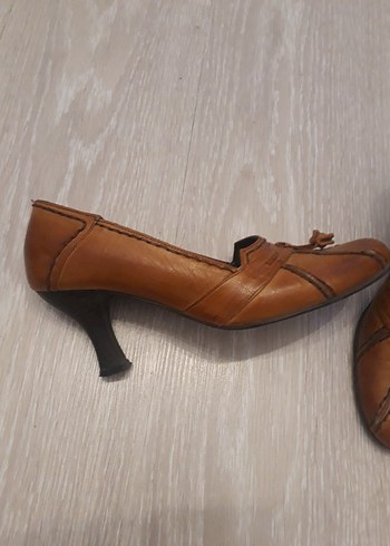 Camel Yılan Desenli Deri Topuklu Kadın Ayakkabı - Görsel 6