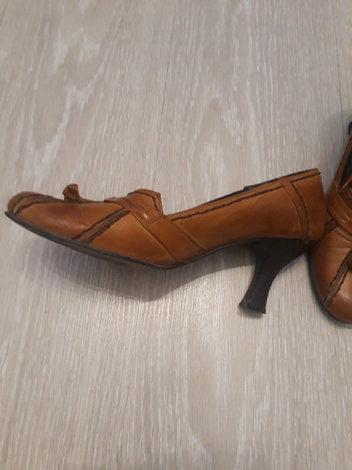 Camel Yılan Desenli Deri Topuklu Kadın Ayakkabı - Görsel 2