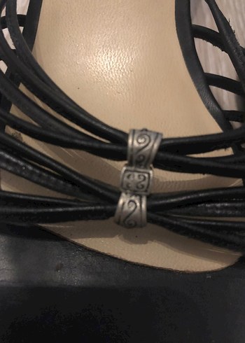 Tokalı Siyah İnce Topuklu Kadın Terliği - Görsel 7