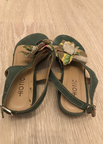 Çiçek Detaylı Bohem Dolgu Topuklu Kadın Sandalet - Görsel 2