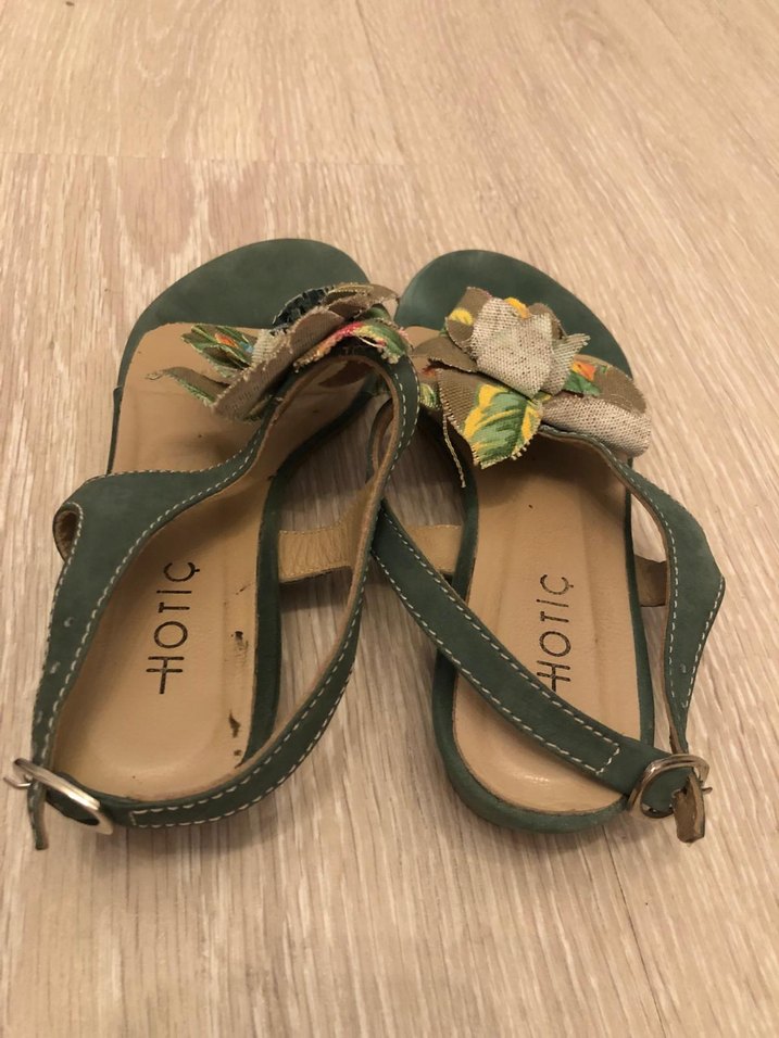 Çiçek Detaylı Bohem Dolgu Topuklu Kadın Sandalet - Görsel 2