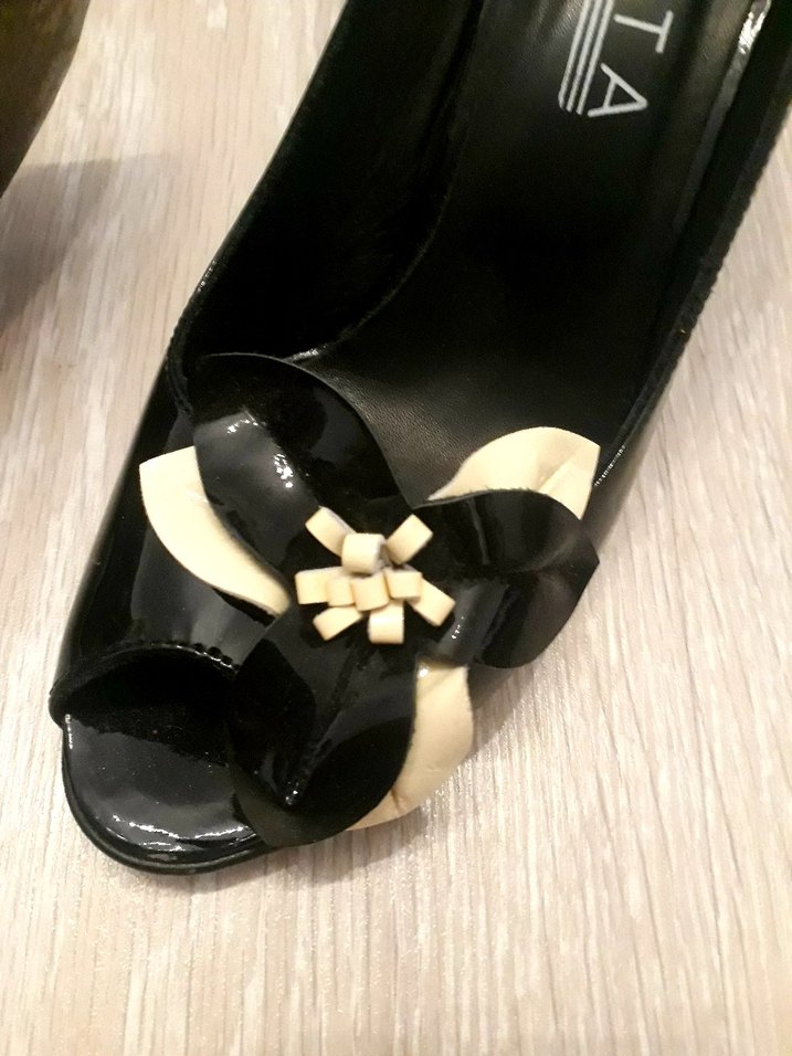 Fiyonklu Siyah Vintage Topuklu Kadın Ayakkabı - Görsel 5