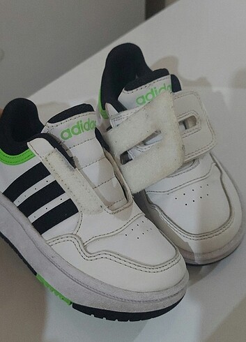 23 Beden Adidas Bebek Spor Ayakkabı