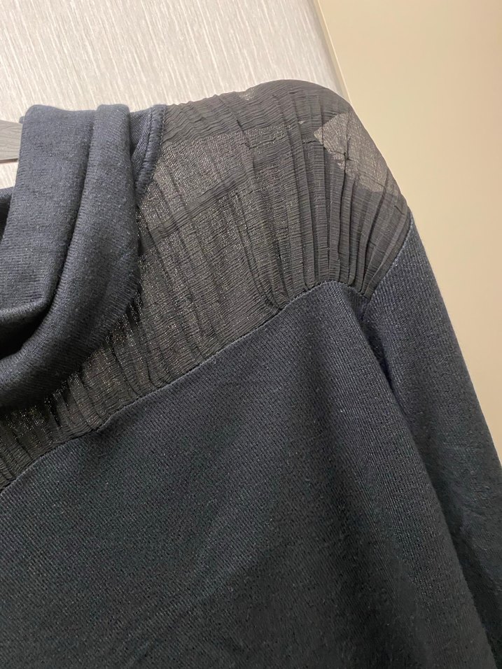 Kadın Siyah Pilili Boğazlı Triko - Görsel 3