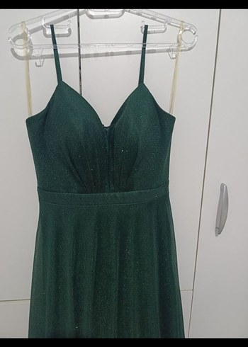 Yeşil Drapeli Uzun Askılı Abiye Elbise - Görsel 2