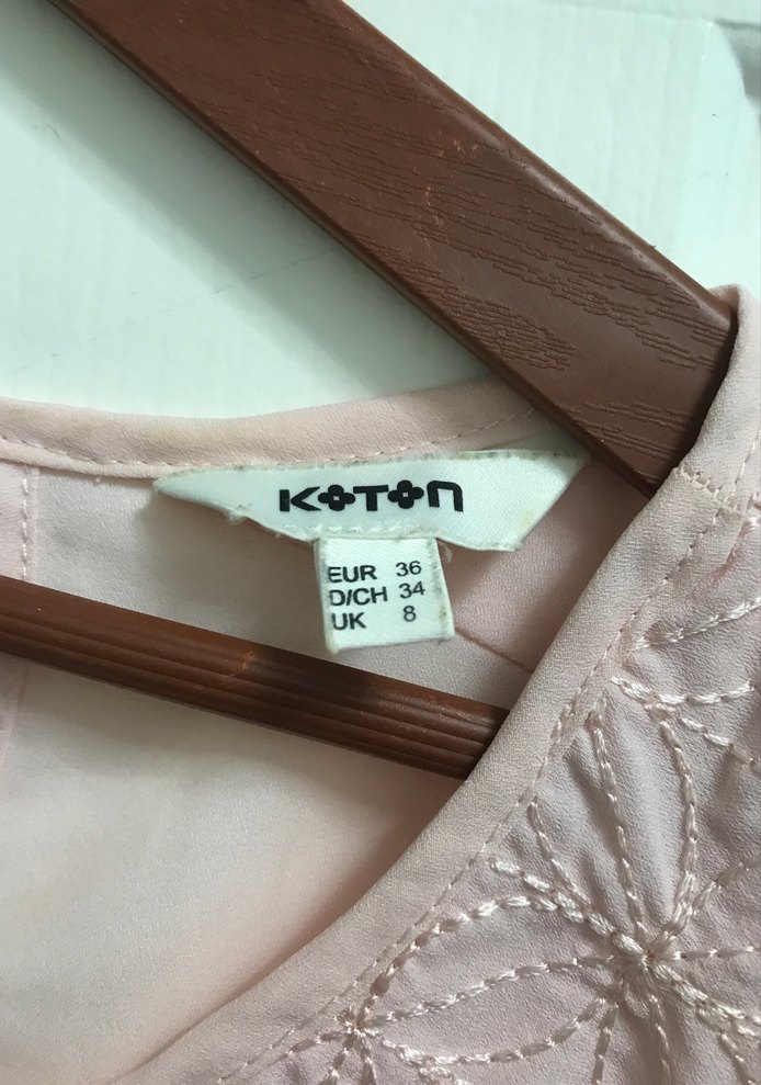 Kolsuz Bej Keten V Yaka Bluz - Görsel 2