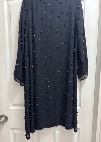 Boncuk İşlemeli Siyah Uzun Kollu Kadın Elbise - Görsel 4