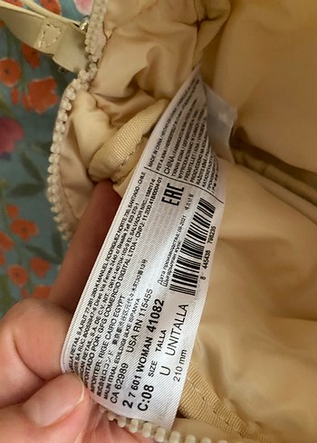 Sarı MNG Fermuarlı Kadın Makyaj Çantası - Görsel 3