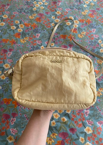 Sarı MNG Fermuarlı Kadın Makyaj Çantası - Görsel 2