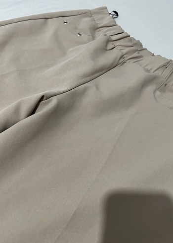 Bej Kadın Bol Kesim Kumaş Pantolon - Görsel 3