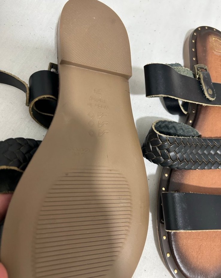 Siyah Yılan Desenli Dolgu Topuklu Kadın Sandalet - Görsel 2