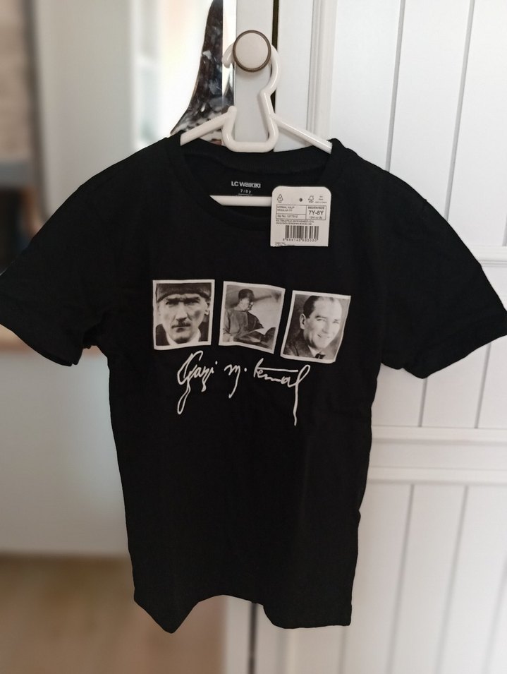 Erkek Çocuk Siyah Atatürk Baskılı pamuklu Tişört - Görsel 3