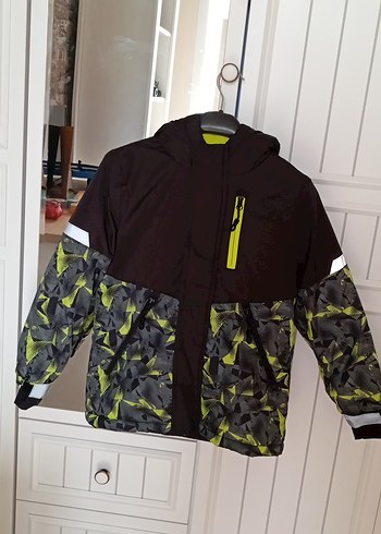 Erkek Çocuk Siyah Desenli Fermuarlı mont - Görsel 5