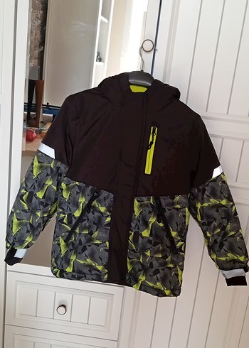 Erkek Çocuk Siyah Desenli Fermuarlı mont - Görsel 4