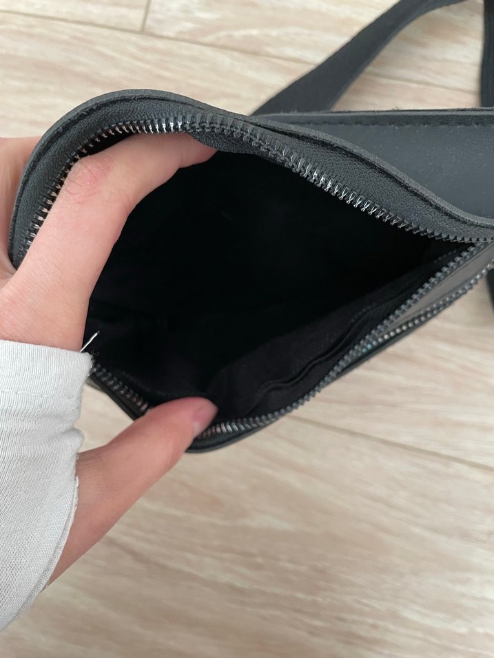 Siyah Deri Kemerli Kadın Bel Çantası - Görsel 3