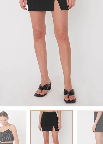 Siyah Mini Etek, Ön Yırtmaçlı, Sade Şıklık - Görsel 2