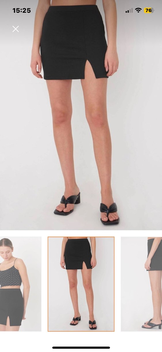 Siyah Mini Etek, Ön Yırtmaçlı, Sade Şıklık - Görsel 2