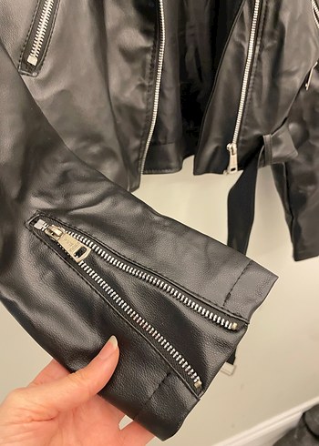 Kemerli Siyah Deri Biker Ceket - Görsel 3