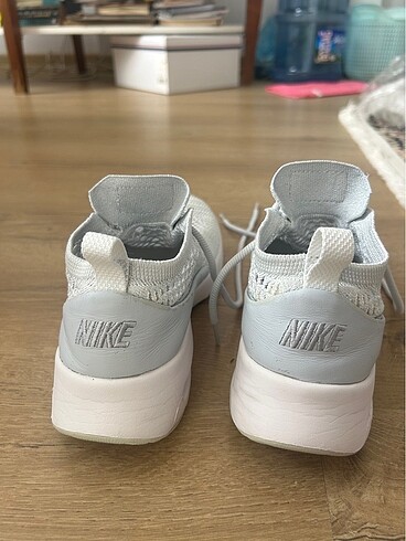 36,5 Beden Nike bez spor ayakkabı