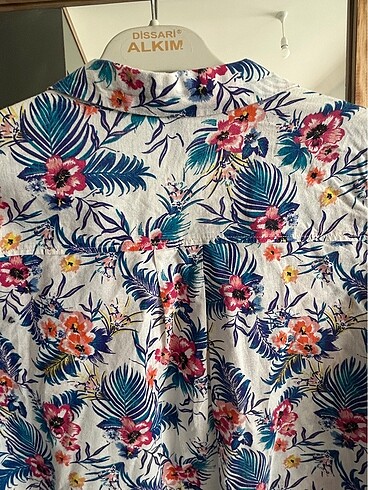 s Beden H&M çiçekli gömlek