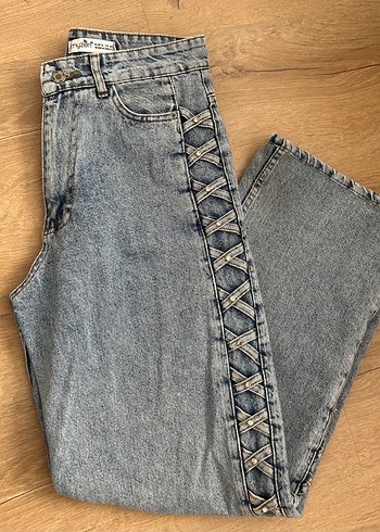 Boncuklu Kadın Denim Jean Pantolon