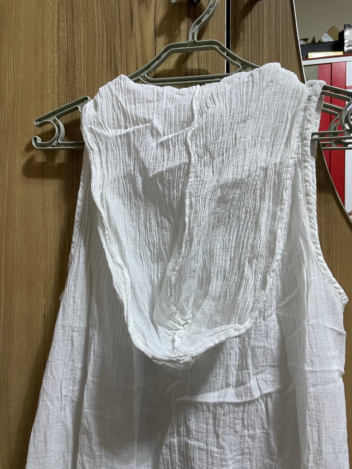 Beyaz Keten V Yaka Düğmeli Midi Kadın Gömlek - Görsel 4