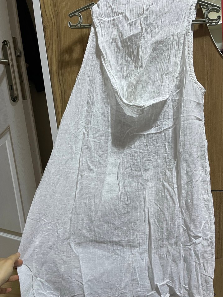 Beyaz Keten V Yaka Düğmeli Midi Kadın Gömlek - Görsel 5