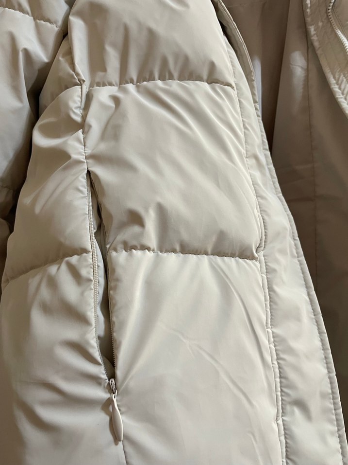 Beyaz Kapüşonlu Puf Mont - Görsel 3