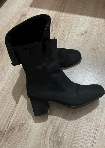 Siyah Süet  Kadın Botu - Görsel 2